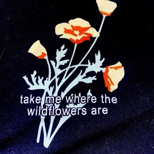 WOMENS GRAPHIC TEE FLOWERS